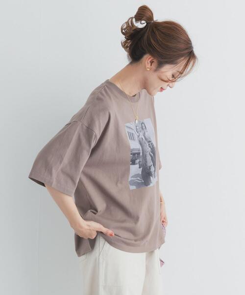 URBAN RESEARCH DOORS(アーバンリサーチドアーズ)の「『スタッフ企画』フォトプリントオーバーTシャツ(Tシャツ/カットソー・レディース・オフホワイト/モカ・FREE)」の12枚目の写真