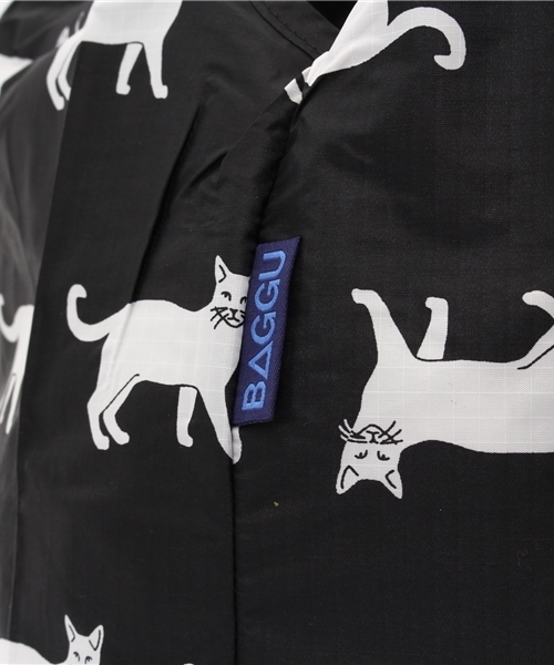 SHIPS（シップス）の「BAGGU:エコバッグ(M)（エコバッグ/サブバッグ・レディース・ブルー/イエロー/ホワイト/ライトグレー/レッド/ブラック/ピンク系その他/オリーブ/ライトピンク/ライトグリーン/イエロー系その他/ダークグレー・ONE SIZE）」の16枚目の写真