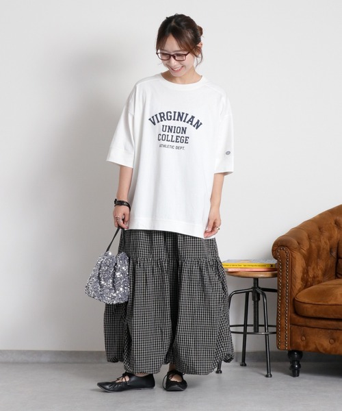 DISCUS ATHLETIC(ディスカス アスレチック)の「【DISCUS ATHLETIC】VIRGINIANカレッジロゴ/ルーズシルエット ショートスリーブTee(Tシャツ/カットソー・レディース・ブラック/オフホワイト/ブラウン・M)」の7枚目の写真