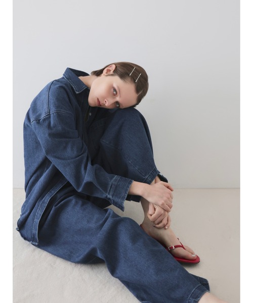 miies miim（ミーエスミーム）の「over denim shirt（シャツ/ブラウス・レディース・ライトブルー/インディゴブルー・FREE）」の2枚目の写真