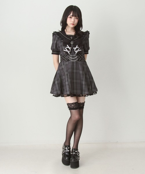 DearMyLove(ディアマイラブ)の「十字架刺クロススタッズチェーンレースアップセーラーワンピース(ワンピース・レディース・パープル/ブラック/グレー・MEDIUM/3L/LARGE)」の19枚目の写真