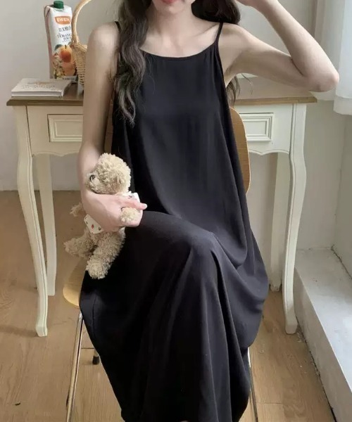 NANEA(ナネア)の「カップなし Aライン キャミソール マキシワンピース(ワンピース・レディース・グリーン/ブラック/イエロー/ブルー・フリー)」の5枚目の写真