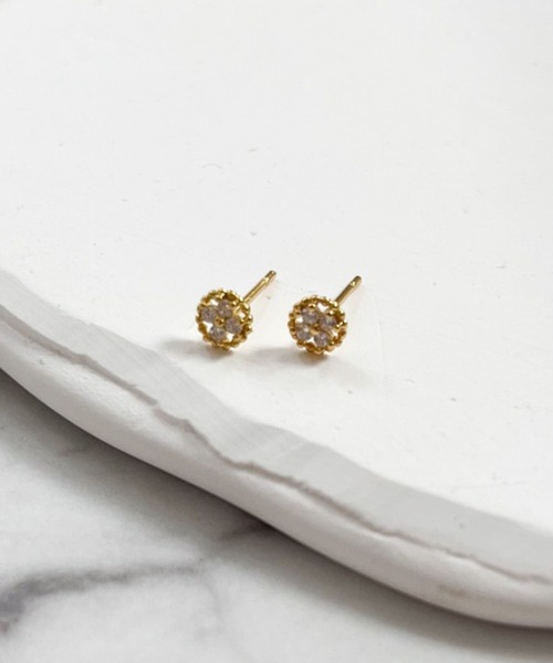 yu-ka(ユーカ)の「YU-KA:ミニデザインスタッドピアス Mini design stud earrings(ピアス(両耳用)・レディース・ゴールド/シルバー・FREE)」の6枚目の写真