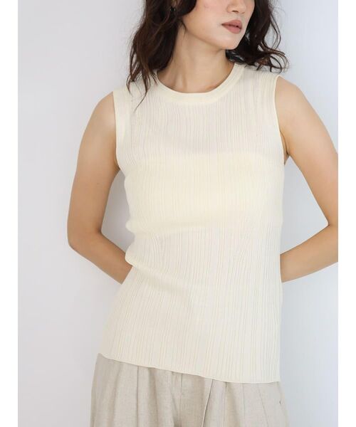 FIKA.(フィーカ)の「Rib sleeveless knit tank(ニット/セーター・レディース・イエロー系その他4/ベージュ/ダークブラウン/アイボリー・MEDIUM)」の5枚目の写真
