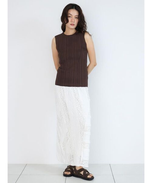 FIKA.(フィーカ)の「Rib sleeveless knit tank(ニット/セーター・レディース・イエロー系その他4/ベージュ/ダークブラウン/アイボリー・MEDIUM)」の22枚目の写真