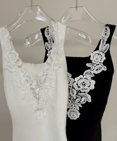 AMAIL(アマイル)の「Vintage Lace Tank(タンクトップ・レディース・ブラック/ホワイト・FREE)」の9枚目の写真