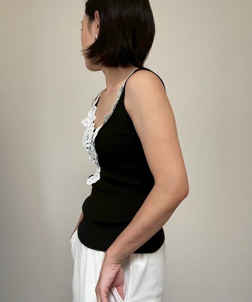 AMAIL(アマイル)の「Vintage Lace Tank(タンクトップ・レディース・ブラック/ホワイト・FREE)」の12枚目の写真