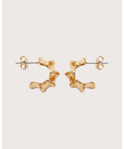 kiehtova（キエトヴァ）の「【kiehtova】WAVE HOOP PIERCE/ウェーブ フープ ピアス　ゴールド シルバー（ピアス（両耳用）・レディース・シルバー/ゴールド・FREE）」の2枚目の写真