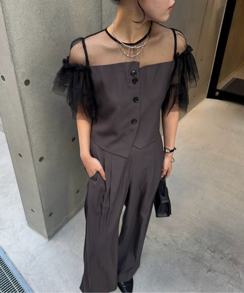 LE'RURE(リルアー)の「Tiered frill sleeve set up pants(パンツドレス・レディース・ベージュ/ブラウン・TALL/MEDIUM)」の5枚目の写真