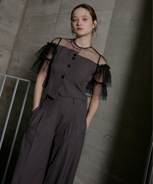 LE'RURE(リルアー)の「Tiered frill sleeve set up pants(パンツドレス・レディース・ベージュ/ブラウン・TALL/MEDIUM)」の8枚目の写真