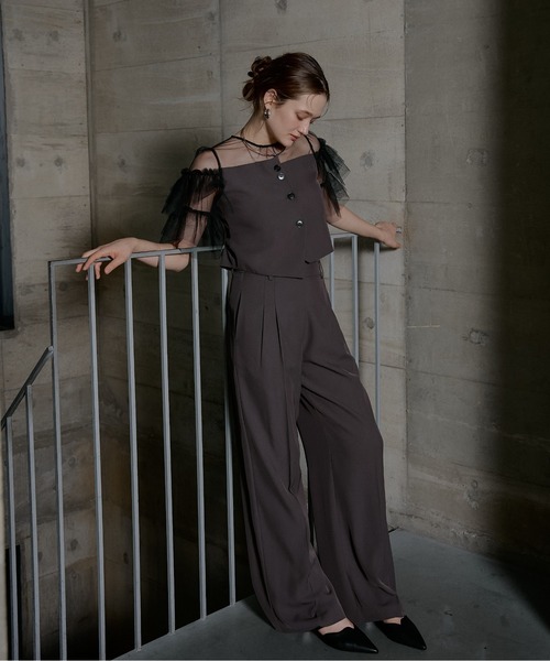 LE'RURE(リルアー)の「Tiered frill sleeve set up pants(パンツドレス・レディース・ベージュ/ブラウン・TALL/MEDIUM)」の10枚目の写真