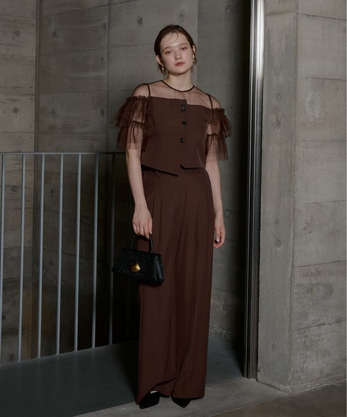 LE'RURE(リルアー)の「Tiered frill sleeve set up pants(パンツドレス・レディース・ベージュ/ブラウン・TALL/MEDIUM)」の16枚目の写真
