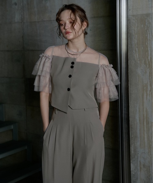 LE'RURE(リルアー)の「Tiered frill sleeve set up pants(パンツドレス・レディース・ベージュ/ブラウン・TALL/MEDIUM)」の21枚目の写真