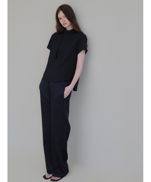 NOWNS(ナウンス)の「Emma | Half tie blouse(シャツ/ブラウス・レディース・ネイビー・FREE)」の2枚目の写真
