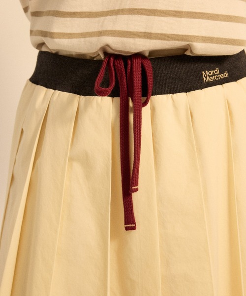 Mardi Mercredi（マルディメクルディ）の「COTTON PLEATED MIDI SKIRT / コットン プリーツ ミディ スカート（スカート・レディース・ライトイエロー/ブルー/ホワイト・FREE）」の10枚目の写真