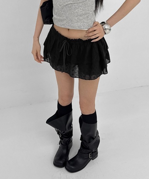 BLACKUP（ブラックアップ）の「[MADE] フラワー刺繍カンカンミニスカートパンツ（スカート・レディース・ホワイト/ブラック・FREE）」の2枚目の写真