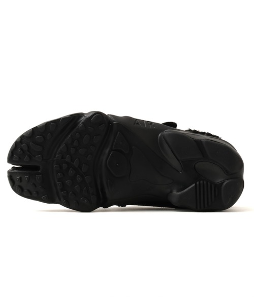 NIKE(ナイキ)の「NIKE WMNS AIR RIFT FLRT / ナイキ ウィメンズ エア リフト FLRT【SP】(スニーカー・レディース・ブラック・23.0cm/24.0cm/25.0cm/26.0cm/27.0cm)」の2枚目の写真