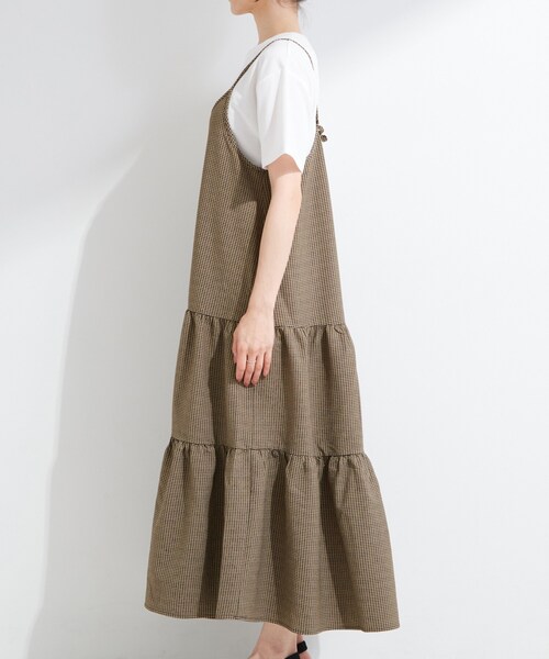 SHOO・LA・RUE(シューラルー)の「【S-LL/洗濯機可】ほんのり甘いチェック柄 ティアードキャミワンピース(ワンピース・レディース・チャコールグレー/ブラウン系2・04/03/02/01)」の12枚目の写真