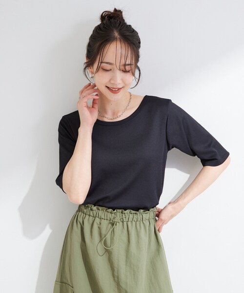 SHOO・LA・RUE(シューラルー)の「【ひんやり/前後2WAY/S-LL】着回しやすい 5分袖テレコトップス(Tシャツ/カットソー・レディース・レッド系/ブラウン系その他/ブラック/ホワイト・01/04/03/02)」の14枚目の写真