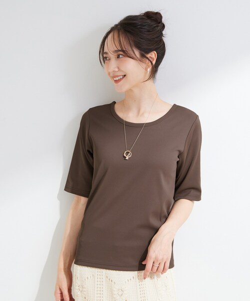 SHOO・LA・RUE(シューラルー)の「【ひんやり/前後2WAY/S-LL】着回しやすい 5分袖テレコトップス(Tシャツ/カットソー・レディース・レッド系/ブラウン系その他/ブラック/ホワイト・01/04/03/02)」の19枚目の写真