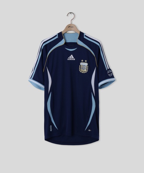 adidas Originals(アディダスオリジナルス)の「adidas WC Argentina National Team Away Jersey KF0321(Tシャツ/カットソー・メンズ・ネイビー・S/L/M)」の1枚目の写真