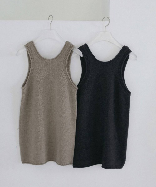 anuke(アンヌーク)の「anuke Knit Long Tanktop ニットロングタンクトップ/62620507(タンクトップ・レディース・チャコールグレー/グレイッシュベージュ・ONE SIZE)」の11枚目の写真