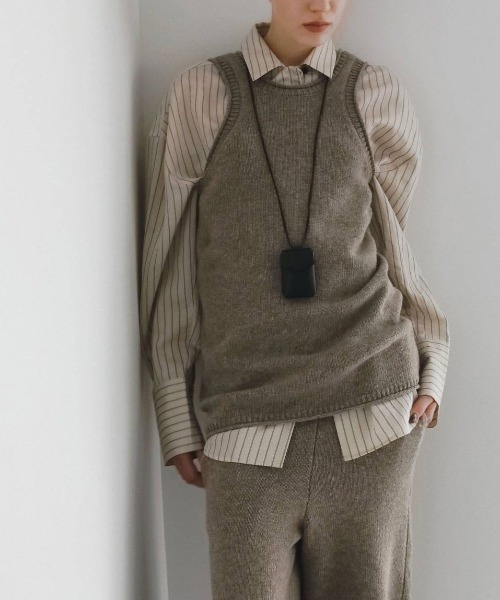 anuke(アンヌーク)の「anuke Knit Long Tanktop ニットロングタンクトップ/62620507(タンクトップ・レディース・チャコールグレー/グレイッシュベージュ・ONE SIZE)」の8枚目の写真