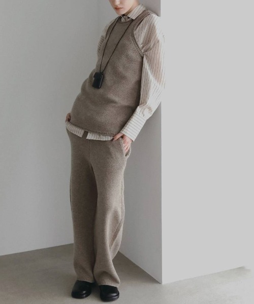anuke(アンヌーク)の「anuke Knit Long Tanktop ニットロングタンクトップ/62620507(タンクトップ・レディース・チャコールグレー/グレイッシュベージュ・ONE SIZE)」の9枚目の写真