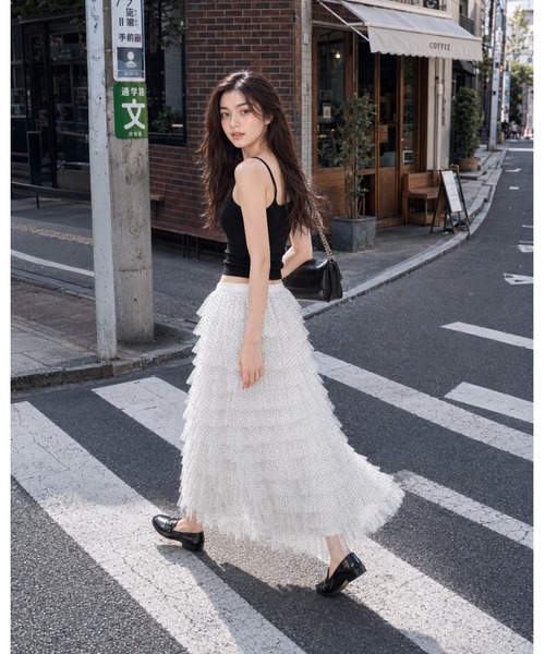 KONVINI(コンビニ)の「【KONVINI select】ティアードチュールスカート レディース ロングスカート ドットチュール バレエコア 韓国ファッション フェミニン(スカート・レディース・ブラック/ホワイト・FREE)」の4枚目の写真
