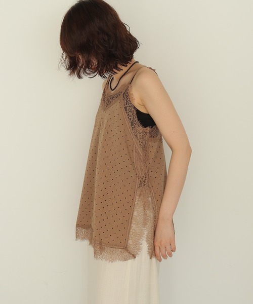 cheriella(シェリエラ)の「【cheriella】ドットプリントレースキャミソール DOT PRINT LACE CAMISOLE(キャミソール・レディース・ベージュ/ブラック・FREE)」の7枚目の写真