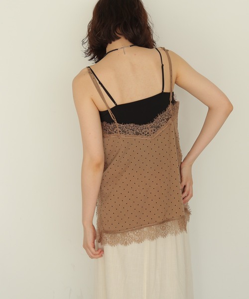 cheriella(シェリエラ)の「【cheriella】ドットプリントレースキャミソール DOT PRINT LACE CAMISOLE(キャミソール・レディース・ベージュ/ブラック・FREE)」の13枚目の写真