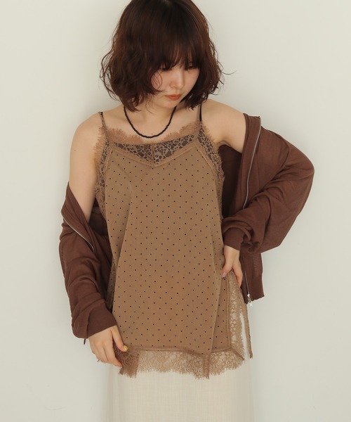 cheriella(シェリエラ)の「【cheriella】ドットプリントレースキャミソール DOT PRINT LACE CAMISOLE(キャミソール・レディース・ベージュ/ブラック・FREE)」の11枚目の写真