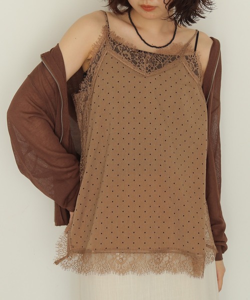 cheriella(シェリエラ)の「【cheriella】ドットプリントレースキャミソール DOT PRINT LACE CAMISOLE(キャミソール・レディース・ベージュ/ブラック・FREE)」の15枚目の写真