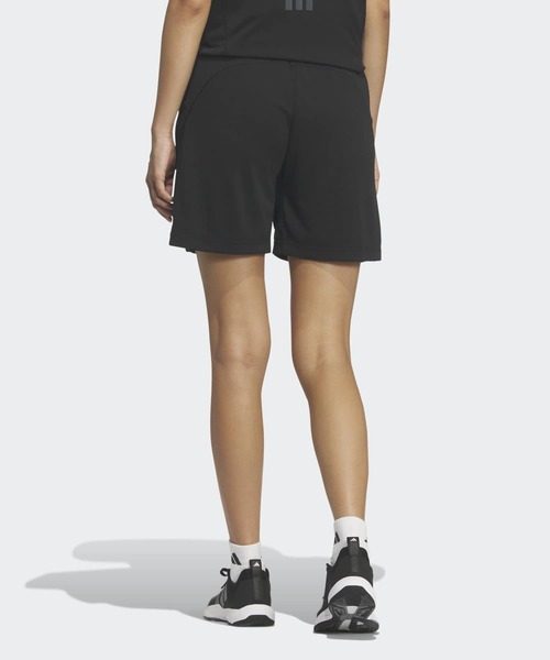 adidas(アディダス)の「トレーニング エッセンシャルズ プラス レギュラーフィット クールセンサー ショーツ / ハーフパンツ / アディダス adidas(その他パンツ・レディース・ブラック・XX-LARGE/LARGE/MEDIUM/X-LARGE/SMALL)」の2枚目の写真
