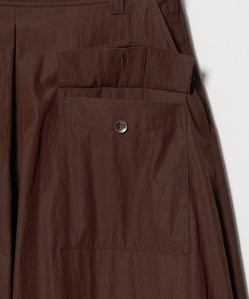 UNITED ARROWS(ユナイテッドアローズ)の「ポケット コクーン シルエット スカート(スカート・レディース・ダークブラウン/ネイビー/オフホワイト・36/38)」の15枚目の写真
