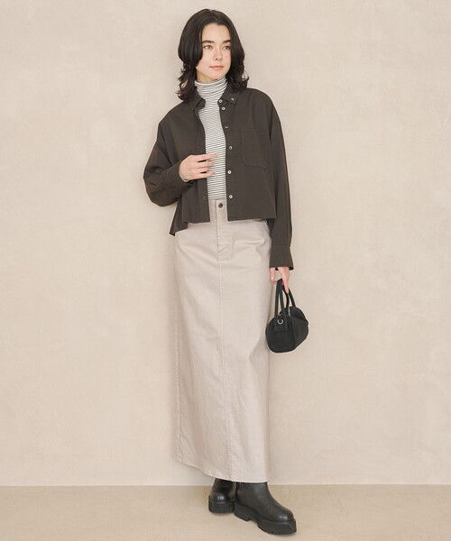 UNFILO（アンフィーロ）の「UNFILO DENIM クロップドシャツ（シャツ/ブラウス・レディース・グレー系3/スカイブルー系・X-LARGE）」の4枚目の写真