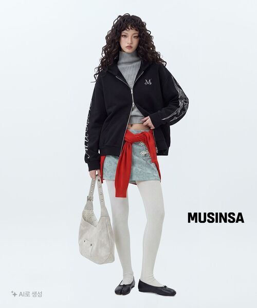 MUCENT(ムセント)の「フォズンミックスレタリングフードジップアップ男女共用(パーカー・レディース・ブラック・FRE/SMALL)」の12枚目の写真