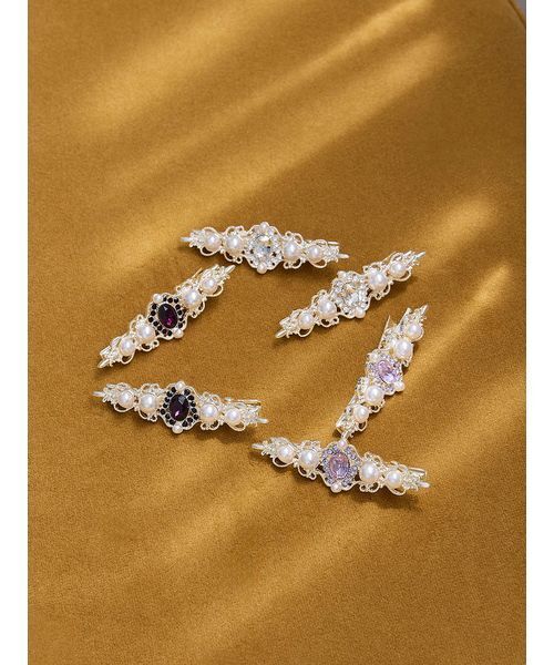 SNIDEL HOME(スナイデルホーム)の「ビジューヘアクリップ(その他ルームウェア・レディース・ワインレッド/シルバー/ラベンダー・F)」の4枚目の写真