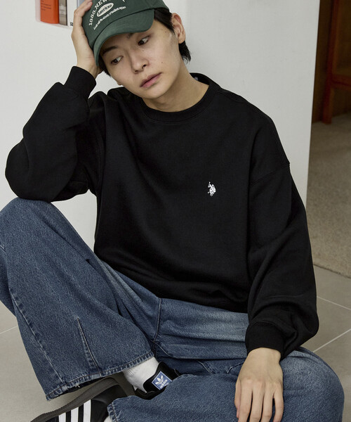 U.S. POLO ASSN.(ユーエスポロアッスン)の「U.S. POLO ASSN. × PUBLUX/ユーエスポロアッスン 別注 ワンポイント 刺繍 裏起毛 クルーネック スウェット 限定展開(スウェット・メンズ・ライトグレー/ブラック/ネイビー/グリーン・MEDIUM/SMALL/LARGE)」の2枚目の写真