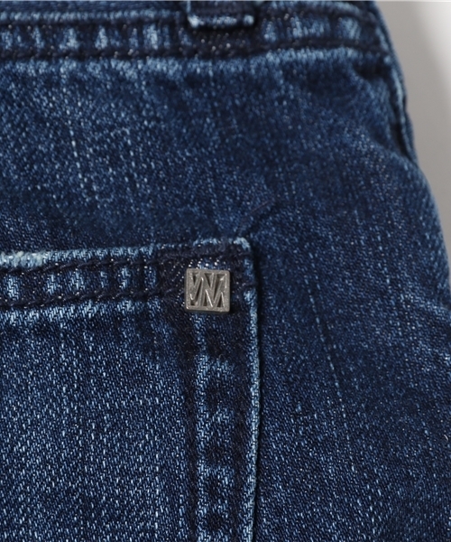 MURUA（ムルーア）の「ヘムデザインテーパードBOYSデニム（デニムパンツ・レディース・スカイブルー/ブルー・0/XS/3/L/2/M/1/S）」の6枚目の写真