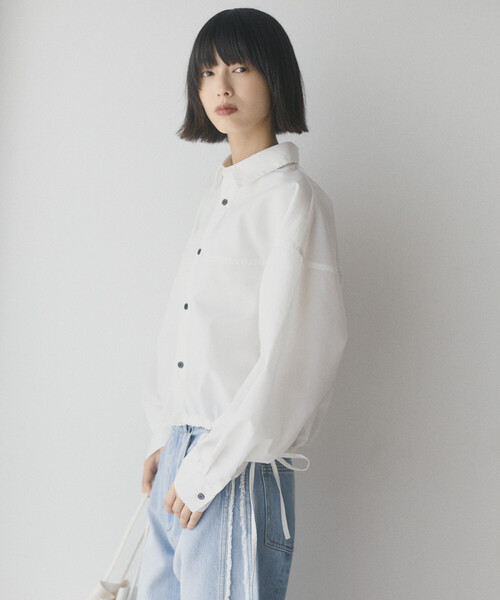 Firsthand（ファーストハンド）の「Firsthand/ファーストハンド ヘムコード 切り替え ロングスリーブ ショートレングス シャツ【限定展開】（シャツ/ブラウス・レディース・ホワイト/ネイビー/ベージュ/ブラック・FREE）」の9枚目の写真