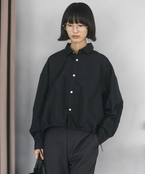 Firsthand（ファーストハンド）の「Firsthand/ファーストハンド ヘムコード 切り替え ロングスリーブ ショートレングス シャツ【限定展開】（シャツ/ブラウス・レディース・ホワイト/ネイビー/ベージュ/ブラック・FREE）」の19枚目の写真