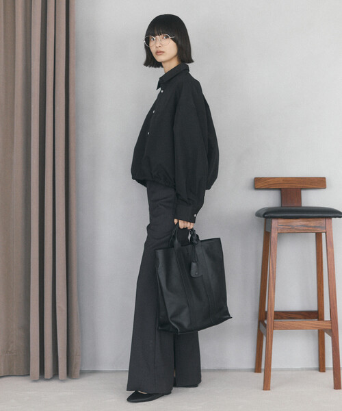 Firsthand（ファーストハンド）の「Firsthand/ファーストハンド ヘムコード 切り替え ロングスリーブ ショートレングス シャツ【限定展開】（シャツ/ブラウス・レディース・ホワイト/ネイビー/ベージュ/ブラック・FREE）」の22枚目の写真