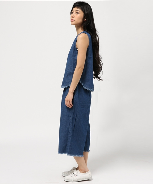 VENCEEXCHANGE（ヴァンスエクスチェンジ）の「デニムフリンジノースリセットアップ       （つなぎ/オールインワン・レディース・ブルー/ライトブルー・MEDIUM）」の4枚目の写真