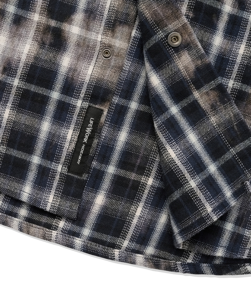 LIFE WORK（ライフワーク）の「ヴィンテージフェイドツーポケットチェックシャツ（シャツ/ブラウス・メンズ・スカイブルー/ネイビー/ブルー/PINK・MEDIUM/LARGE）」の8枚目の写真
