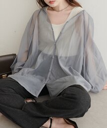 くるみ釦シアーブラウス