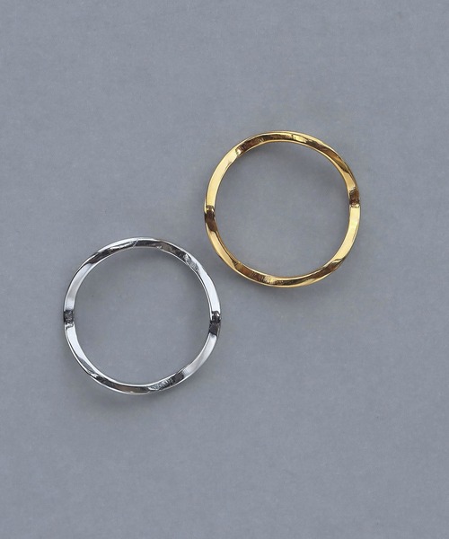 abaskdesign(アバスクデザイン)の「金属アレルギー対応 華奢ウェーブリング(リング・レディース・ゴールド/シルバー・16号/14号/11号)」の3枚目の写真