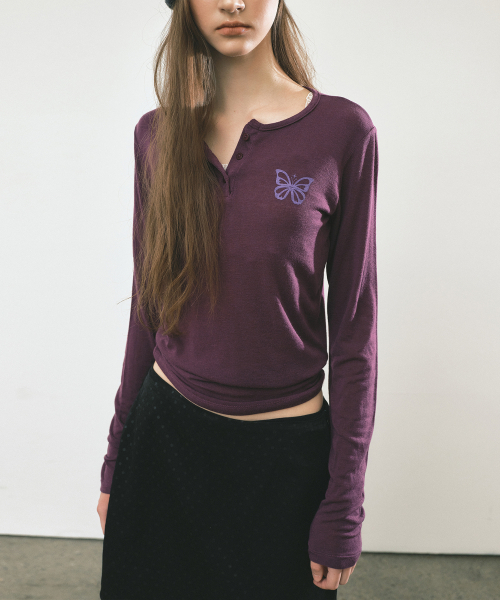 NICK&NICOLE（ニックアンドニコール）の「BUTTERFLY ヘンリーネック スリーブトップ_パープル（Tシャツ/カットソー・レディース・パープル系その他・FREE）」の3枚目の写真