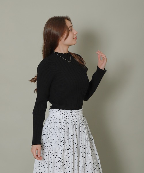 libelle more（リベル モア）の「ランダムリブボトルネックニット（ニット/セーター・レディース・ブルー/レッド/オフホワイト/ブラック/杢グレー・L/M）」の6枚目の写真