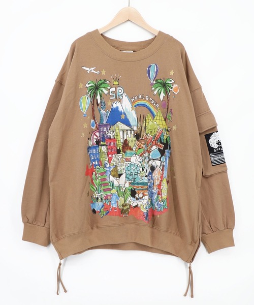 ScoLar（スカラー）の「163652：世界の名所柄 サイドファスナー付きプルオーバー（Tシャツ/カットソー・レディース・オートミール/ブラック/ブラウン・M）」の3枚目の写真